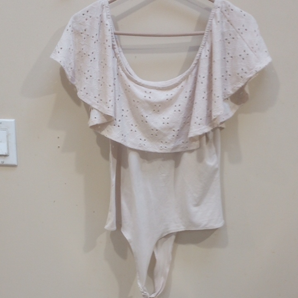 Cream Off-Shoulder Bodysuit XL